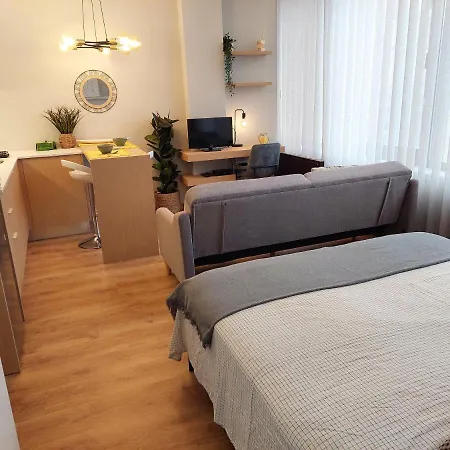 Charming With Ac Apartment